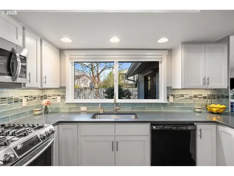 7085 SW Molalla Bend Road Wilsonville OR 97070