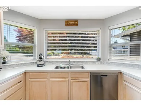 185 SW Applegate Trail Drive Dallas OR 97338