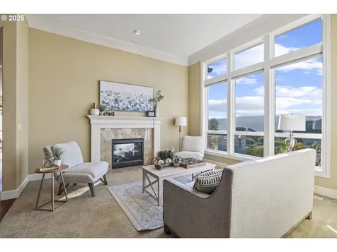 74 Lasalle Drive Kelso WA 98626