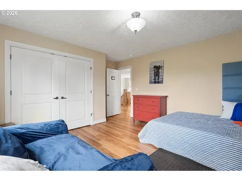 2280 Crestview Drive West Linn OR 97068