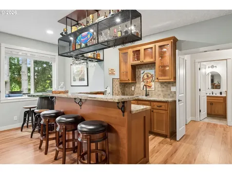 2280 Crestview Drive West Linn OR 97068
