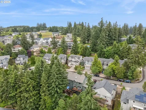 2280 Crestview Drive West Linn OR 97068