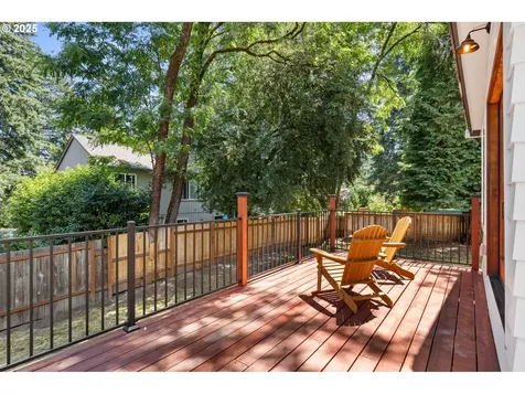 18560 Lower Midhill Drive West Linn OR 97068