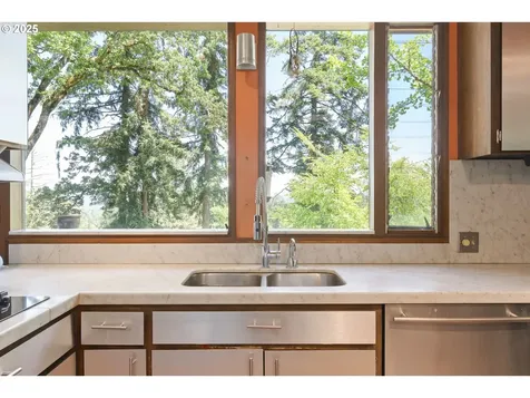 3235 Fillmore Street Eugene OR 97405