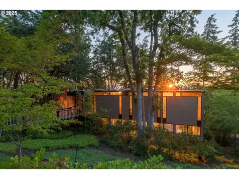 3235 Fillmore Street Eugene OR 97405