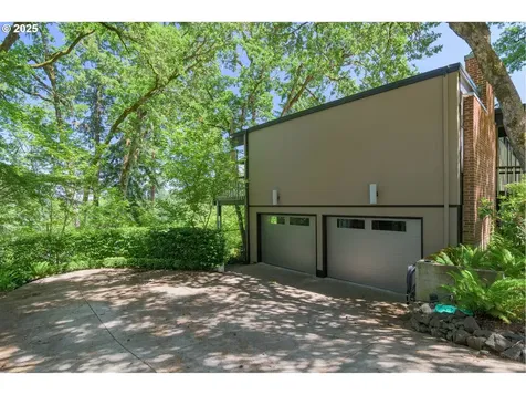 3235 Fillmore Street Eugene OR 97405