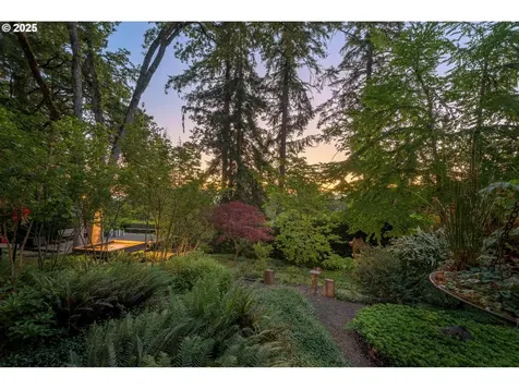 3235 Fillmore Street Eugene OR 97405