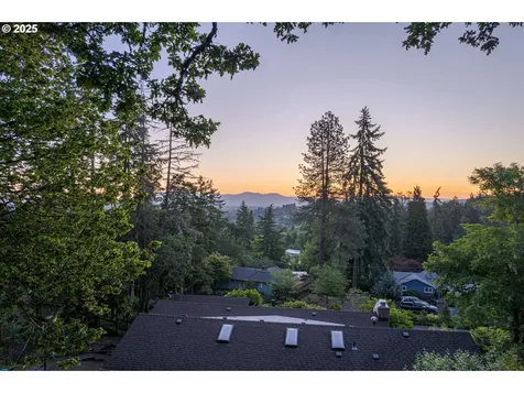 3235 Fillmore Street Eugene OR 97405