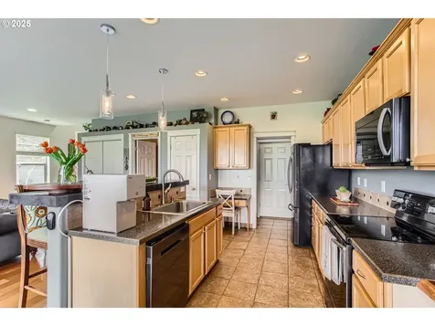 21871 NE Heartwood Circle Fairview OR 97024
