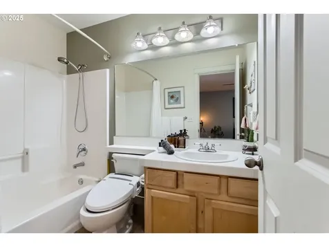 21871 NE Heartwood Circle Fairview OR 97024