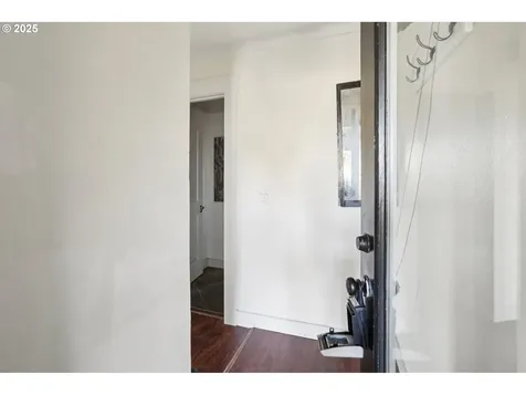 1838 SW Mill Street Terrace Portland OR 97201