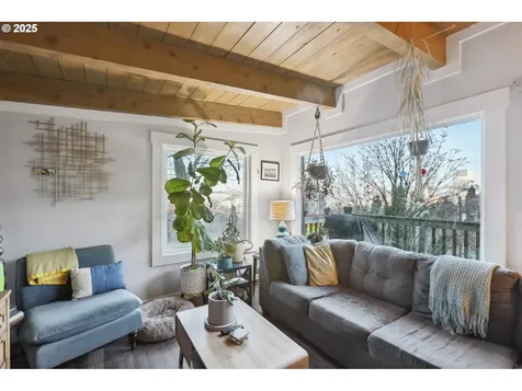 1838 SW Mill Street Terrace Portland OR 97201