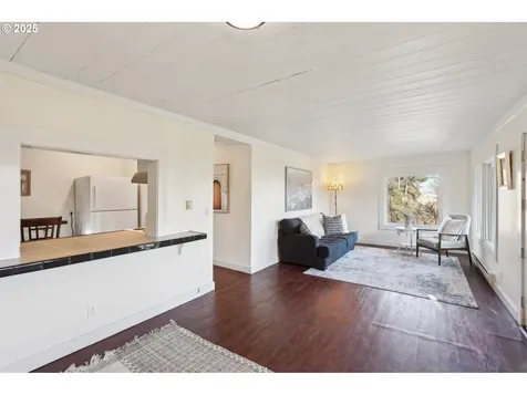 1838 SW Mill Street Terrace Portland OR 97201