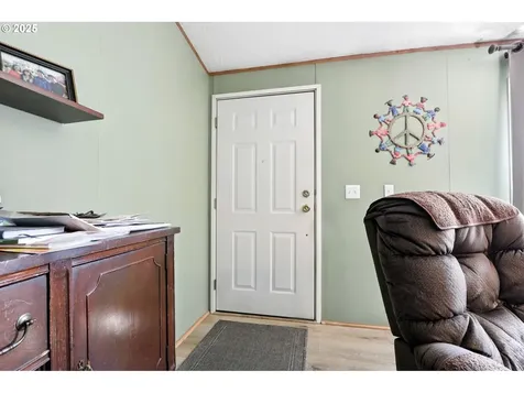 22053 Floral Avenue NE Aurora OR 97002