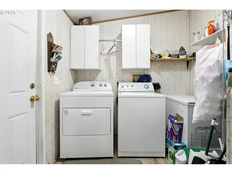 22053 Floral Avenue NE Aurora OR 97002