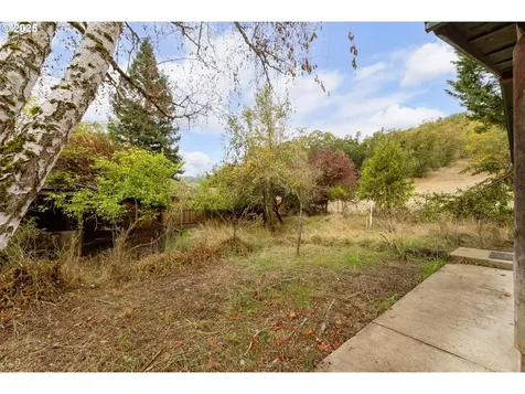 3248 NE Johnson Street Roseburg OR 97470