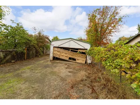 3248 NE Johnson Street Roseburg OR 97470