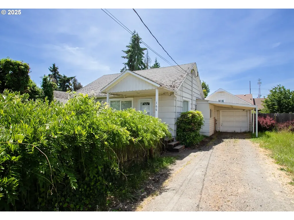 166 Iowa Street Eugene OR 97402