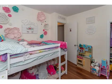 166 Iowa Street Eugene OR 97402