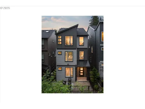 9014 SW Steens Lane Portland OR 97225