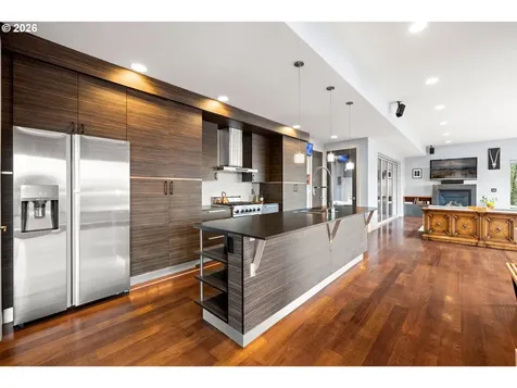 6515 S Corbett Avenue Portland OR 97239