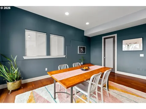 6515 S Corbett Avenue Portland OR 97239