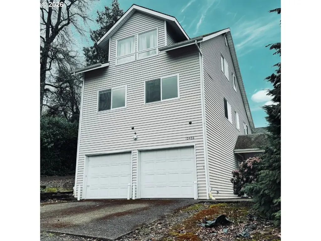 10406 NE Fargo Street Portland OR 97220
