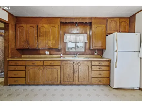 30475 Salmon River Highway Grand Ronde OR 97347