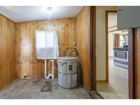 30475 Salmon River Highway Grand Ronde OR 97347