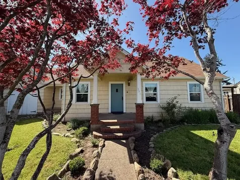 351 Juniper Street Junction City OR 97448