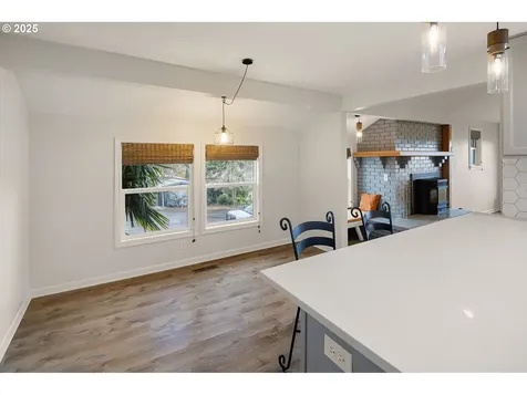 465 S 72nd Street Springfield OR 97478