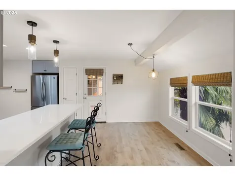 465 S 72nd Street Springfield OR 97478