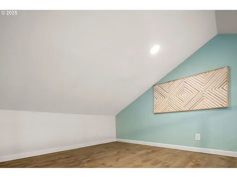 465 S 72nd Street Springfield OR 97478