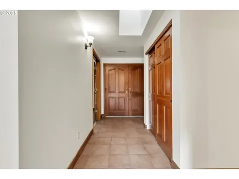 12713 SE Park Street Vancouver WA 98683