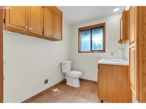 12713 SE Park Street Vancouver WA 98683