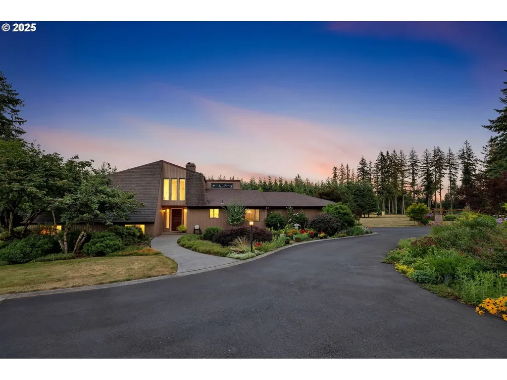 19332 NE 132nd Street Brush Prairie WA 98606