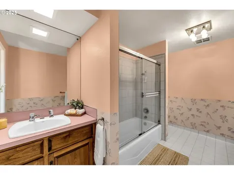 19332 NE 132nd Street Brush Prairie WA 98606