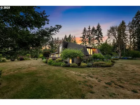 19332 NE 132nd Street Brush Prairie WA 98606