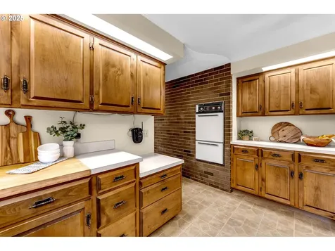 19332 NE 132nd Street Brush Prairie WA 98606