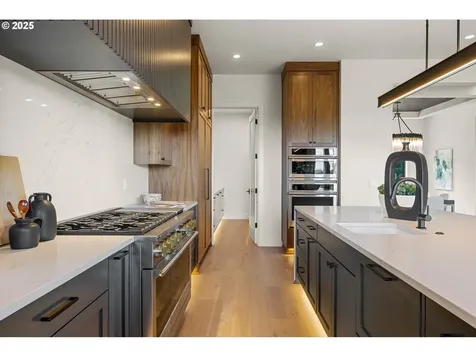 14410 Uplands Drive Lake Oswego OR 97034