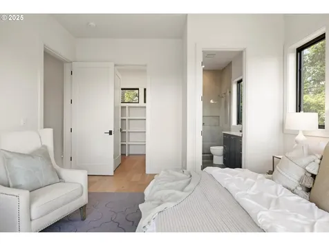 14410 Uplands Drive Lake Oswego OR 97034
