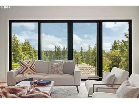 14410 Uplands Drive Lake Oswego OR 97034