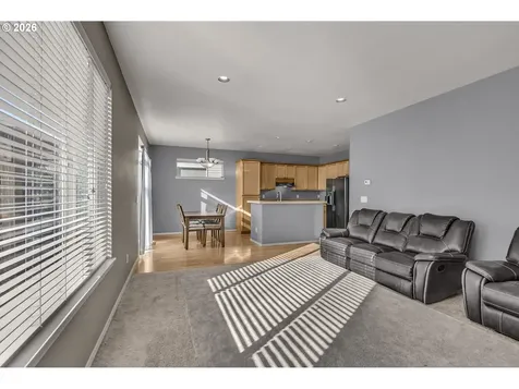 1093 SE Wenlock Avenue Hillsboro OR 97123