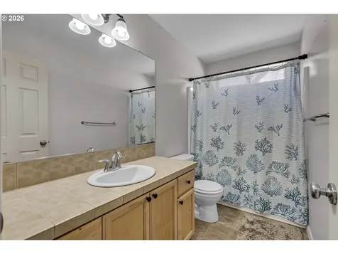 1093 SE Wenlock Avenue Hillsboro OR 97123