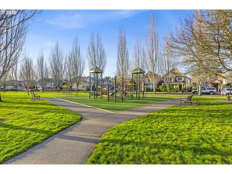 1093 SE Wenlock Avenue Hillsboro OR 97123
