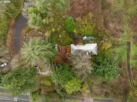 9833 SE 17th Avenue Milwaukie OR 97222