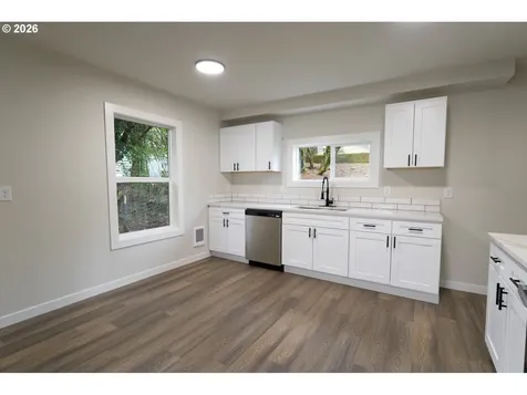 403 NW Roselawn Street Stevenson WA 98648
