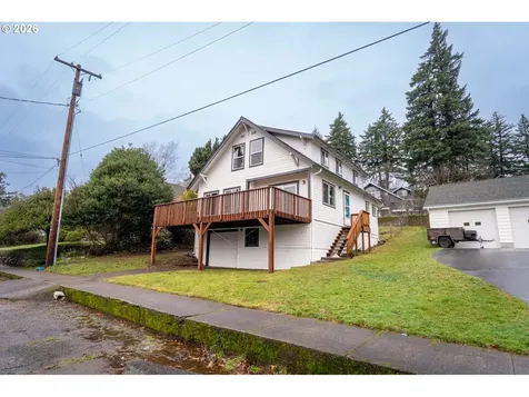 403 NW Roselawn Street Stevenson WA 98648