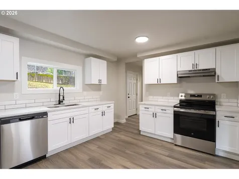 403 NW Roselawn Street Stevenson WA 98648