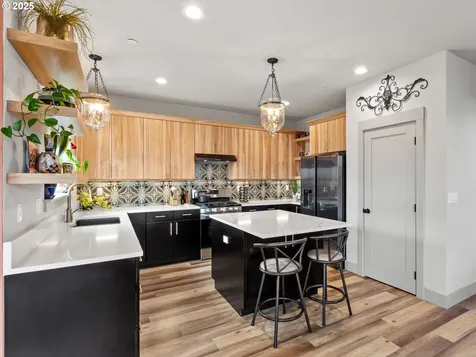 1885 N 23rd Street Washougal WA 98671